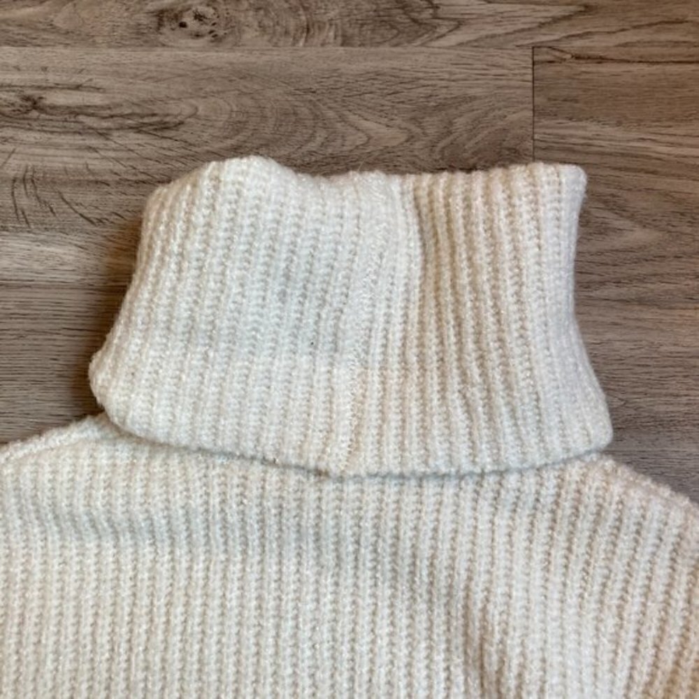 Forever 21 Contemporary Wool Blend Cream Turtleneck Chunky Oversize Sweater - Picture 4 of 7